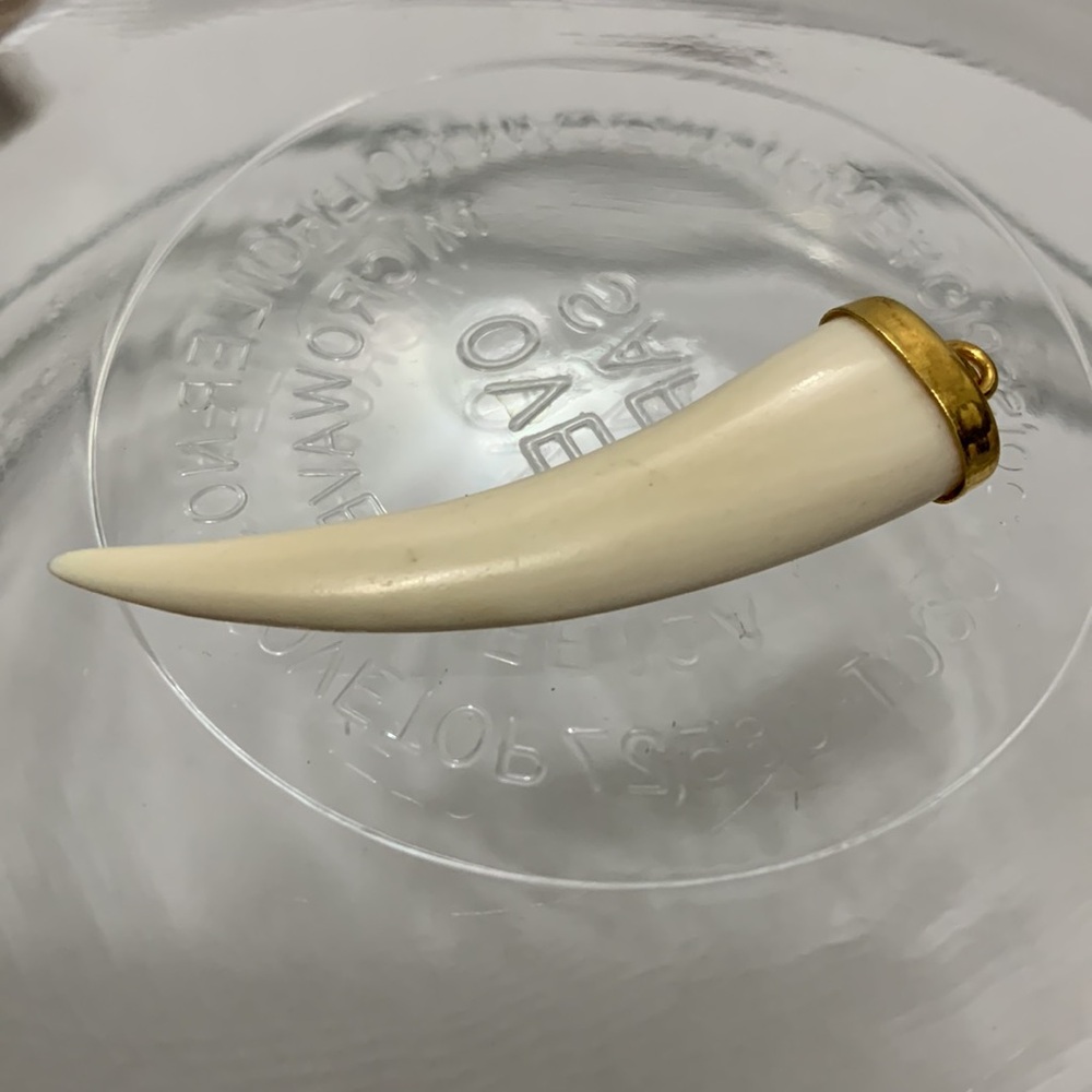 New vintage ivory bone tusk pendant
